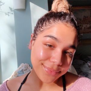 Meet your Posher, Taryn